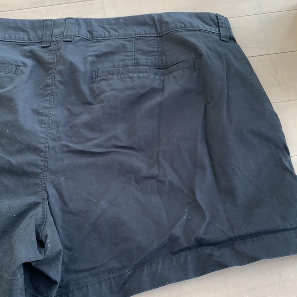 Old Navy Black Shorts Size 16 - Picture 10 of 10